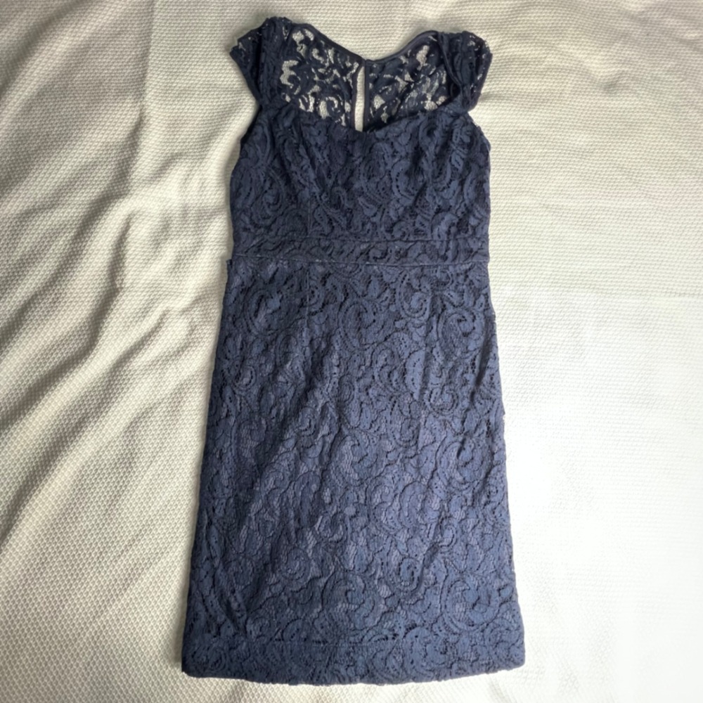 Marina Navy Blue Lace Sheath Dress Cap Sleeve Keyhole Back Size 12 NWT with Flaw